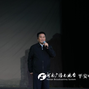 河南省文化志愿者送戏下乡 助力乡村振兴