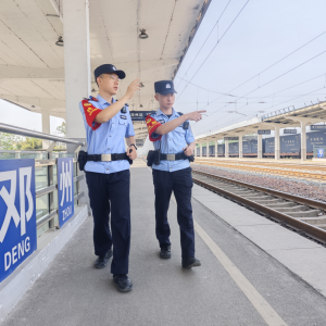 从“警营新苗”到“平安卫士”——邓州站派出所 新警半年成长纪实
