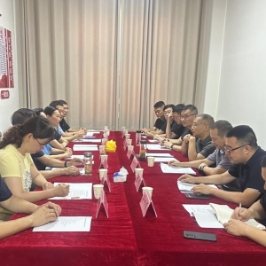 河南牧业经济学院到新蔡县孙召镇调研并召开校地结对帮扶座谈会