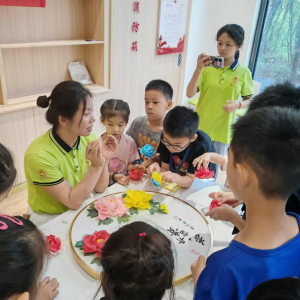 情暖童心  暑假无忧 ——洛阳市馨悦社工开办的“小橘灯”暑假儿童公益课堂又开课了！