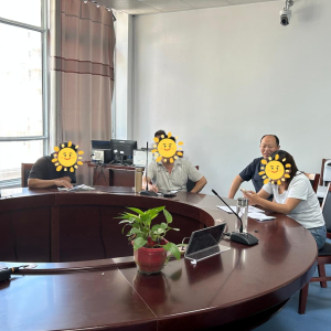 驻马店市新蔡县人民法院：圆桌巧解“双诉”结 温情护航特殊家