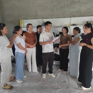 驻马店市正阳县：英模事迹进企业 榜样力量励人心