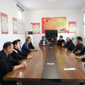 佳节情更浓，法润百姓心——修武法院“三联三促”党建联建活动为钓台营村送上“法治礼包”