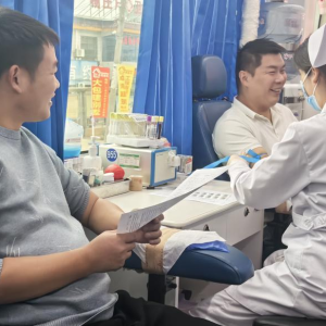 驻马店市新蔡县杨庄户乡：热血传温情 奉献显担当