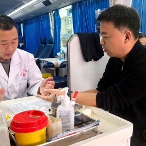 驻马店市新蔡县杨庄户乡：爱心涌动暖人心 热血汇聚显担当