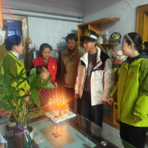 民政温情圆了生日梦