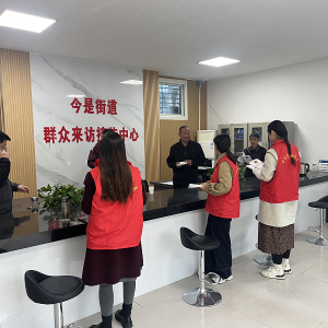 驻马店市新蔡县今是司法所组织开展《法治宣传教育法》普法宣传活动