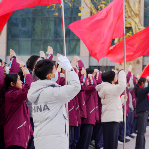 郑州交警走进第七中学开展交通安全宣传教育活动