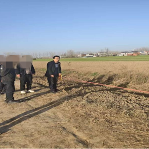 驻马店市新蔡县砖店司法所：邻里土地边界起纷争 多部门联动化干戈