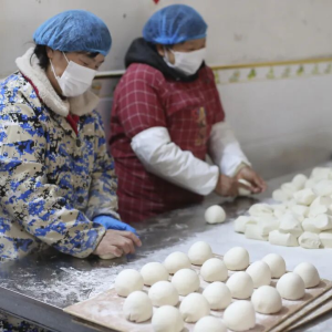 驻马店市正阳县：一笼年馍蒸出红火年