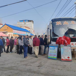 驻马店市正阳县陡沟镇：党员干部踊跃参与无偿献血 彰显责任担当