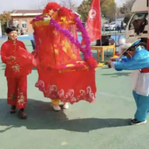 驻马店市正阳县心连心艺术团：欢乐送到养老院