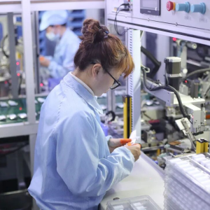 驻马店市正阳县：河南万锂新能源 节后复工忙 奋战“开门红”