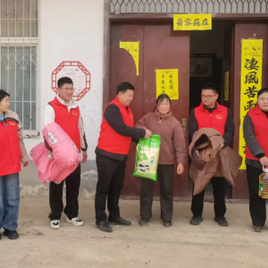 驻马店市正阳县：传承雷锋精神、争做时代新人