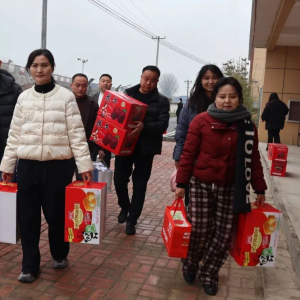 驻马店市正阳县：情系养老院 爱心伴夕阳