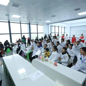 穿上白大褂，拿起小口镜！驻马店市正阳县这群“小牙医”萌翻了